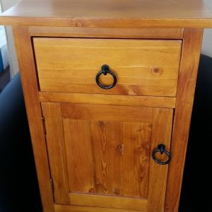 BEDSIDE IN NZ PINE- [T ]