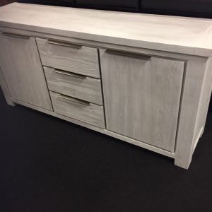 BUFFET CABINET- 3DRW 2 DOOR- SOLIDWOOD [A]